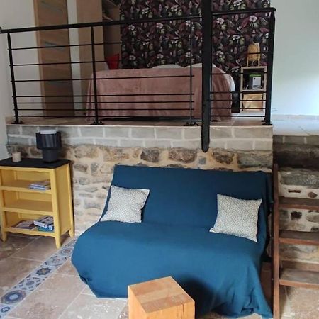 Gite Dans Ancien Moulin Sainte-Helene  Экстерьер фото