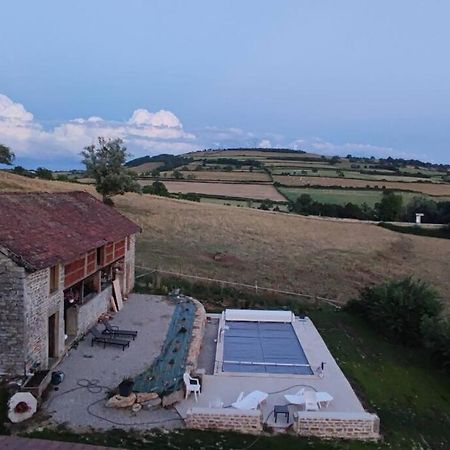 Gite Dans Ancien Moulin Sainte-Helene  Экстерьер фото