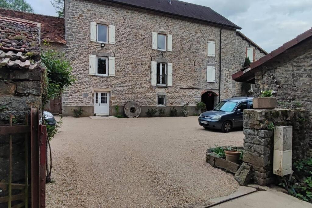 Gite Dans Ancien Moulin Sainte-Helene  Экстерьер фото